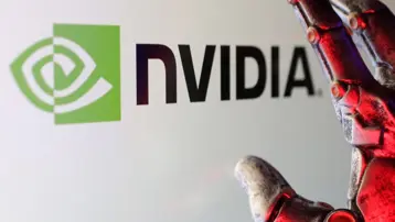 Trump, Çin'e uyguladığı çip ambargosunu esnetiyor