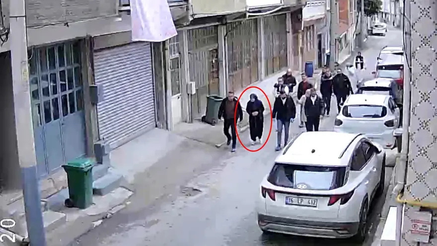 CESET PARÇALARINI ATTIĞI YERİ BÖYLE GÖSTERDİ 4