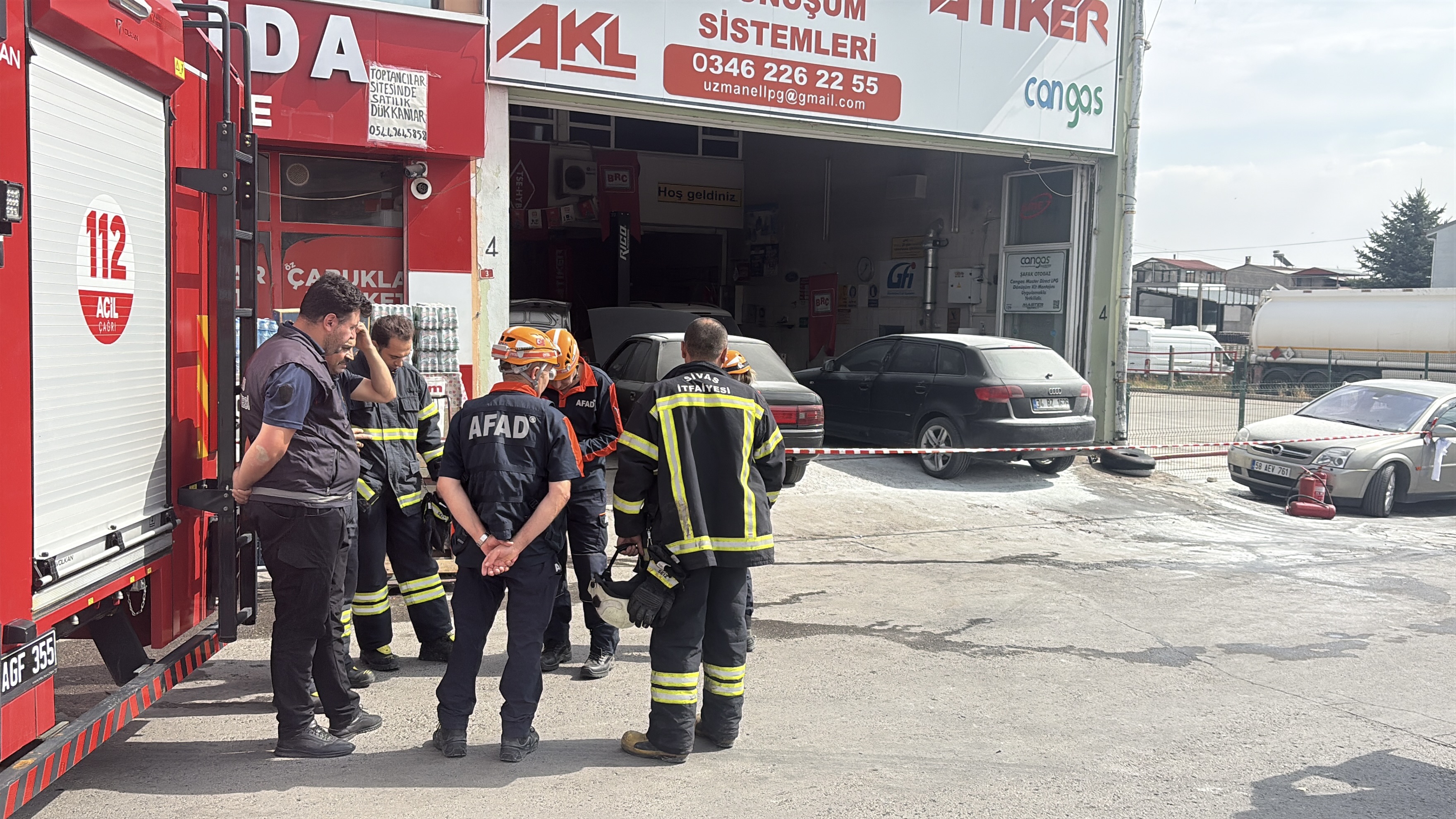 Oto LPG dönüşüm servisinde patlama: 5 yaralı
