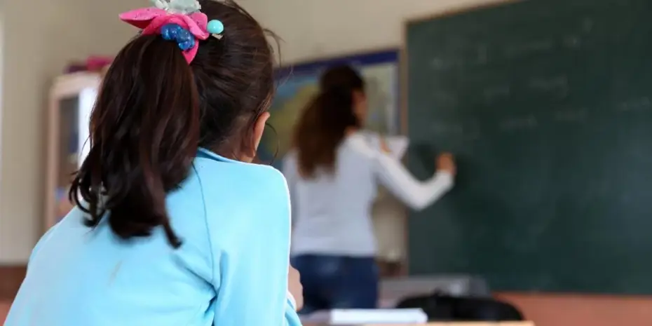 Fenomen öğretmenlere inceleme