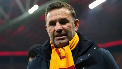  Okan Buruk: "Osimhen dün kadroya katıldı''