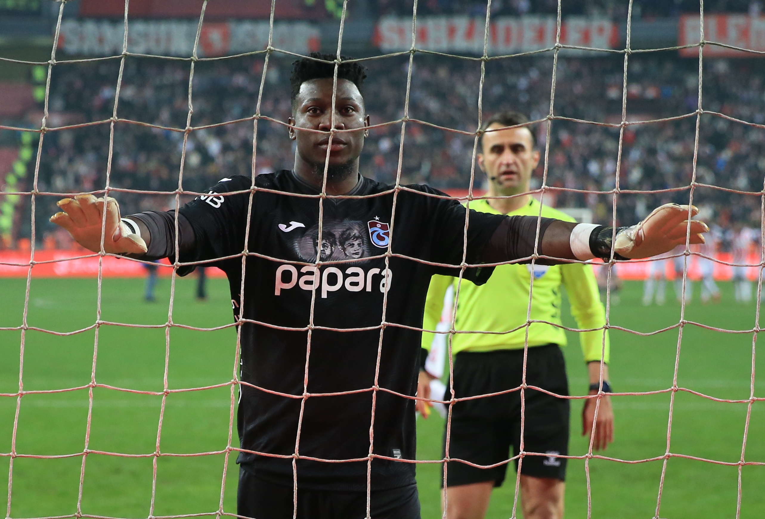 Trabzonspor'da penaltıların kahramanı Onana: "Ben hazır olarak doğdum"