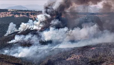 16 ilde 44 orman yangınına soruşturma başlatıldı. Bakan Gürlek açıkladıAdalet Bakanı Gürlek, 1 Haziran'dan itibaren 16 ilde çıkan 44 orman yangınıyla ilgili yürütülen soruşturma kapsamında tespit edilen 29 şüpheliden 6'sının tutuklandığını bildirdi.