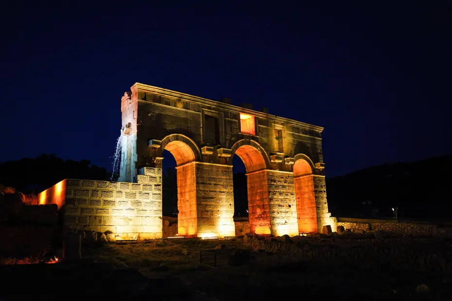 Patara Antik Kenti'nde bir ilk. 2 bin yıl sonra yeniden su akışı sağlandı