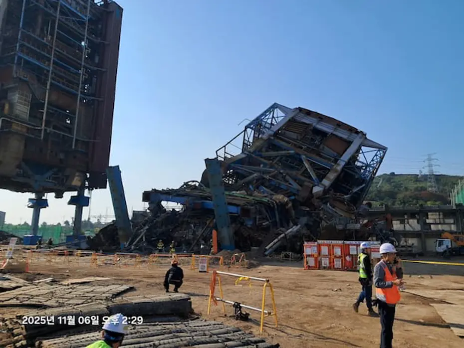 Güney Kore'de termik santralde çökme: Yedi kişi enkaza gömüldü