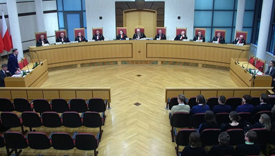 Polonya'da Komünist Parti "yasa dışı" ilan edildi