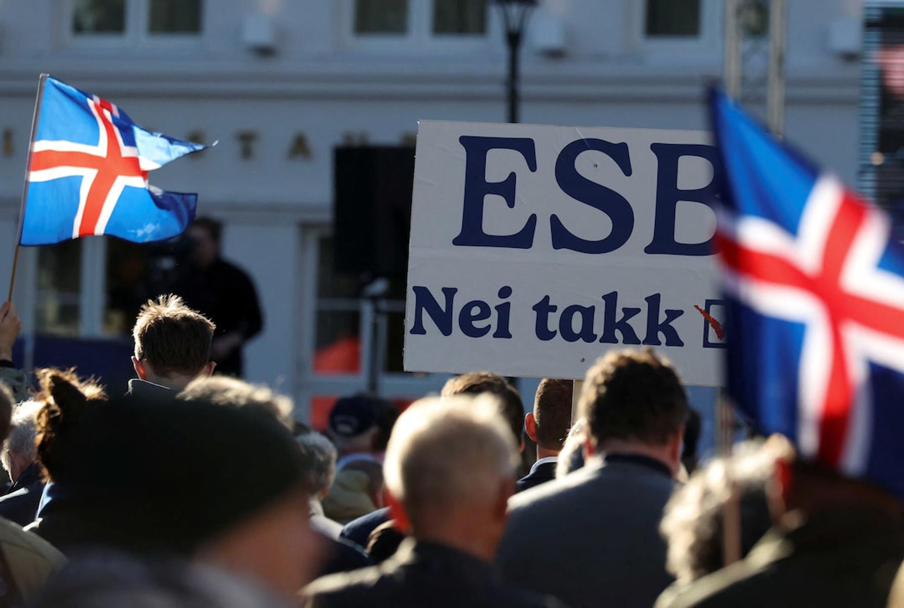 İzlanda'da AB referandumu. Sandıktan "hayır" çıktı