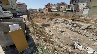 Tarihi Roma hamamı bakımsızlığa terk edildi