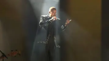 İstanbul'da Latin rüzgarı. Ricky Martin 15 yıl aradan sonra konser verdi