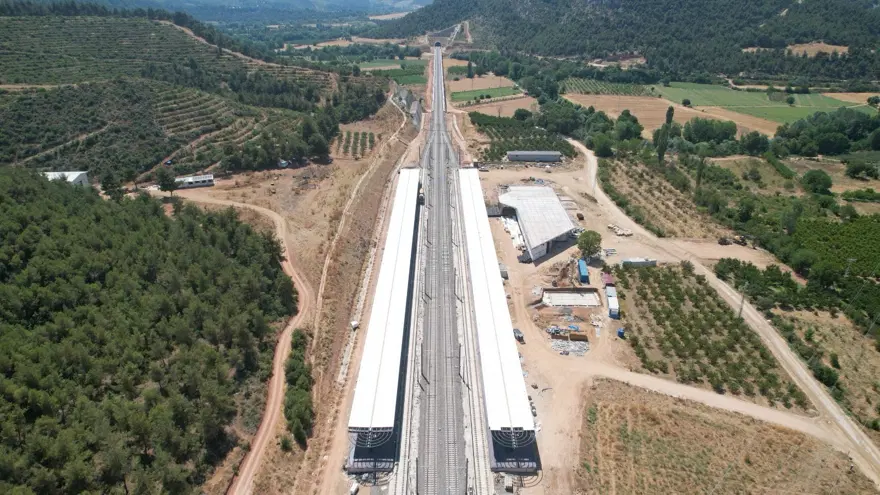 İstanbul, Ankara ve Bursa'da yaşayanlara müjde. Seyahat süresi 2 saat 15 dakikaya düşüyor İstanbul, Ankara ve Bursa'da yaşayanlara müjde. Seyahat süresi 2 saat 15 dakikaya düşüyor