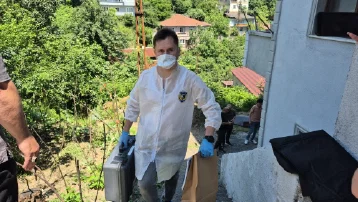 Mesaisine gitmeyen sağlık memuru evinde ölü bulundu
