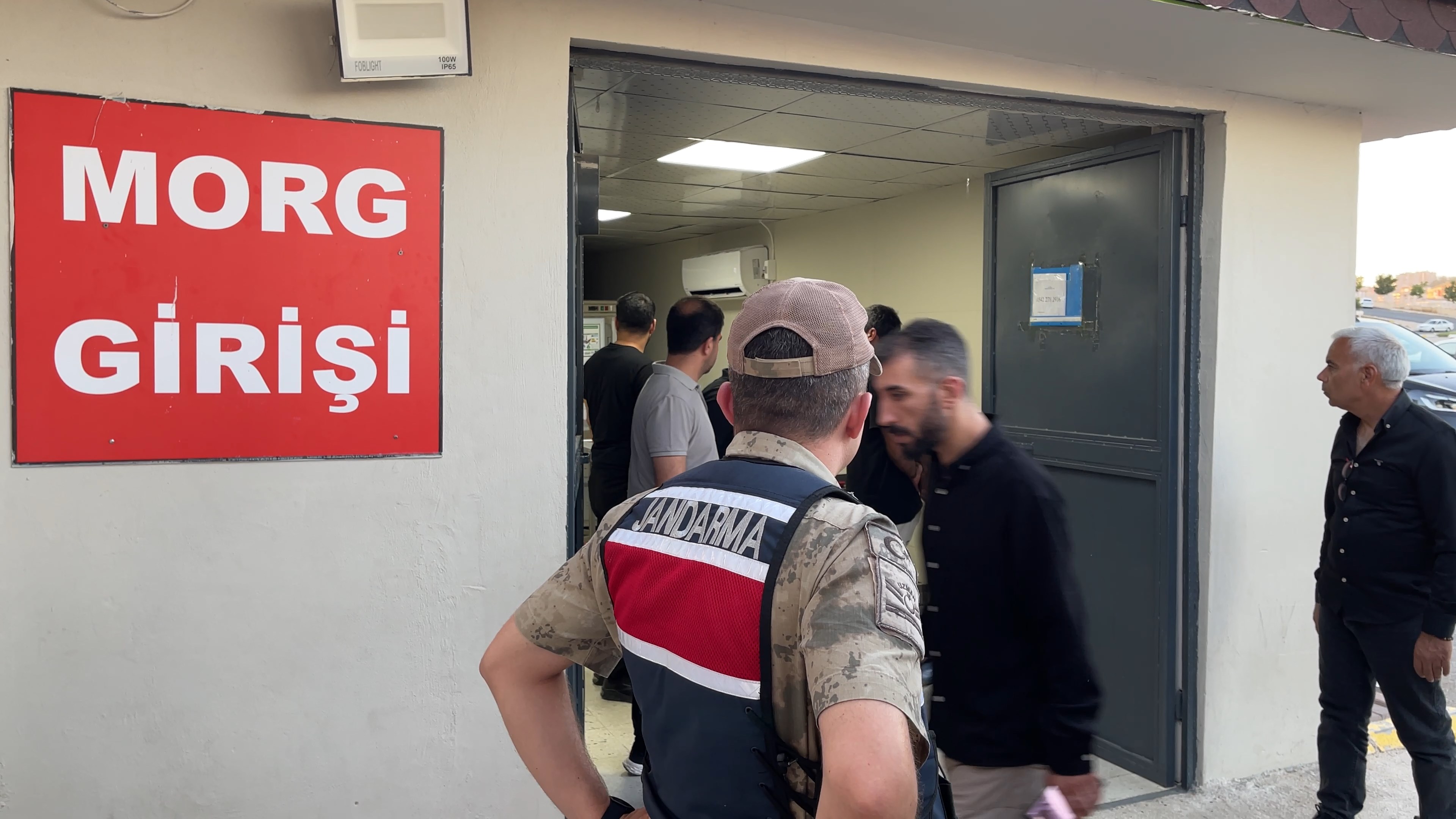 Borç tartışması silahlı kavgaya dönüştü. 1 kişi öldü, 1 kişi ağır yaralandı
