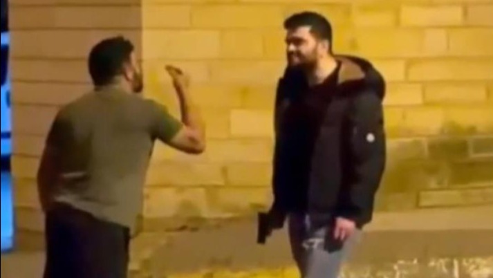 “Paranı vereceğim” diyerek buluşmaya çağırdı, silahla tehdit etti