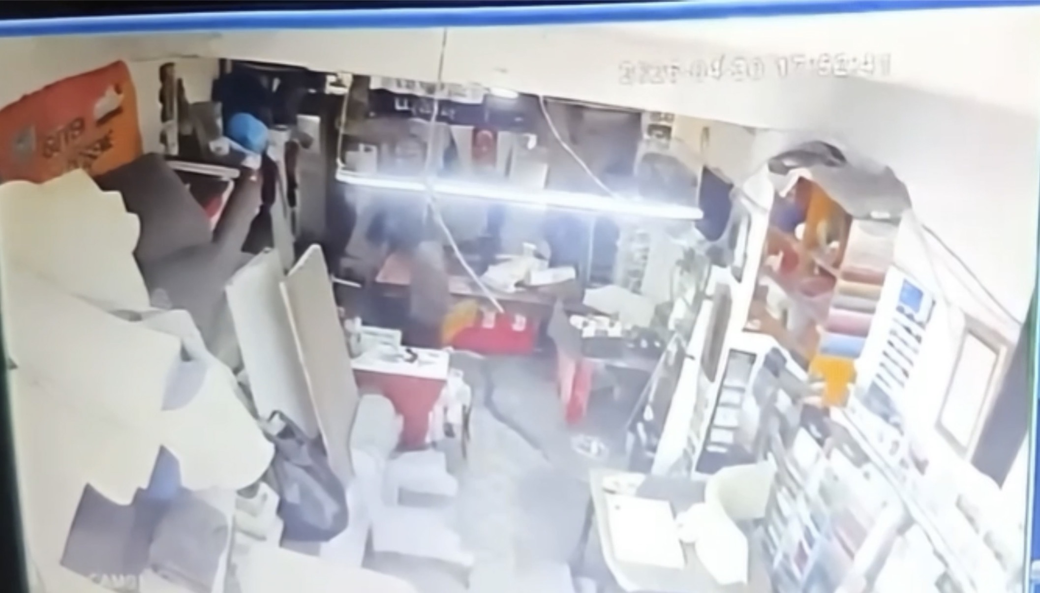 Borcunu ödememek için tehditler savurdu, tutuklandı