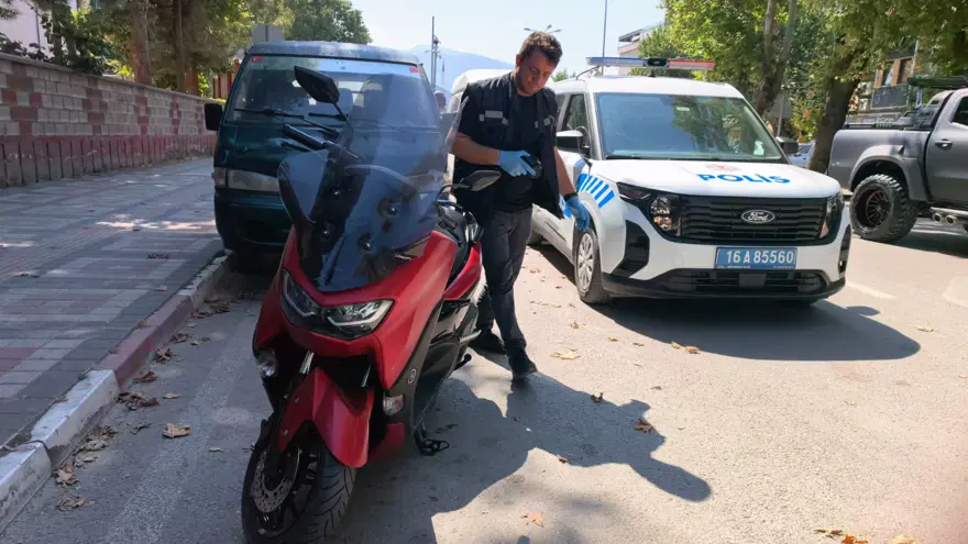 Satın aldığı motosikletin plakası ‘sahte’ çıktı. Durumu fark etmeyen sürücüye 140 bin TL ceza kesildi 1