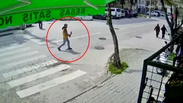 Şehit mezarından komando heykelini çaldı