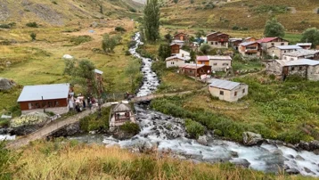 Şehir stresini atmak isteyen soluğu orada alıyor. Serin havası ve bol oksijeniyle dikkat çekiyor