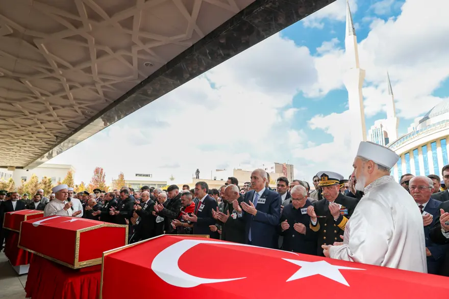 ANKARA ÜÇ ŞEHİDİNİ UĞURLADI 3