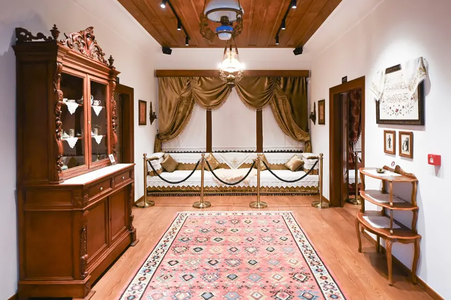 "EŞYALAR EVİNE DÖNDÜ" 7