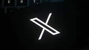 X'te deepfake krizi. Grok'un fotoğraflarınızı "bikinili" yapmasını engellemek mümkün mü?