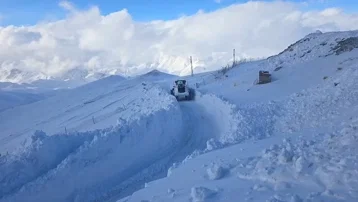 Şırnak’ta kar kalınlığı 2 metreyi geçti