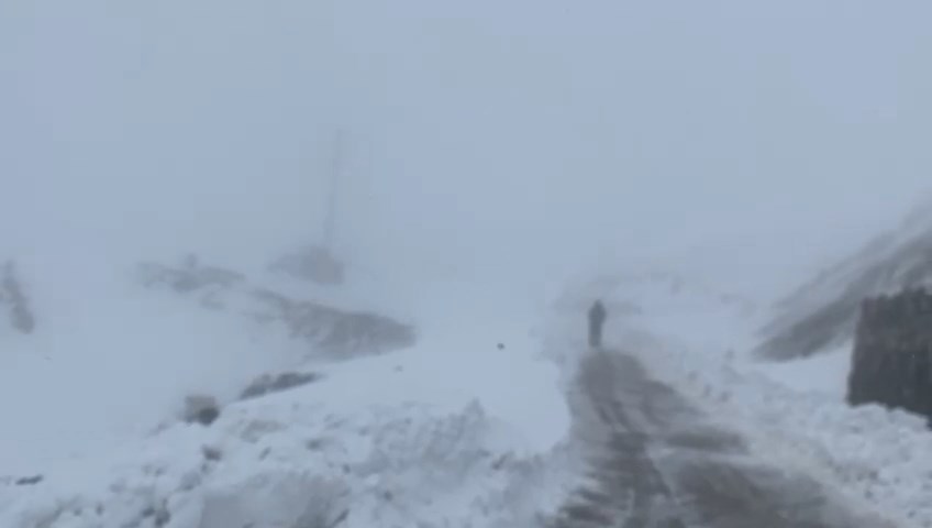Şırnak’ta kardan kapanan köy yolları ulaşıma açıldı