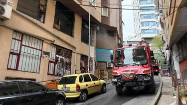 Şişli'de baca yangını paniğe neden oldu