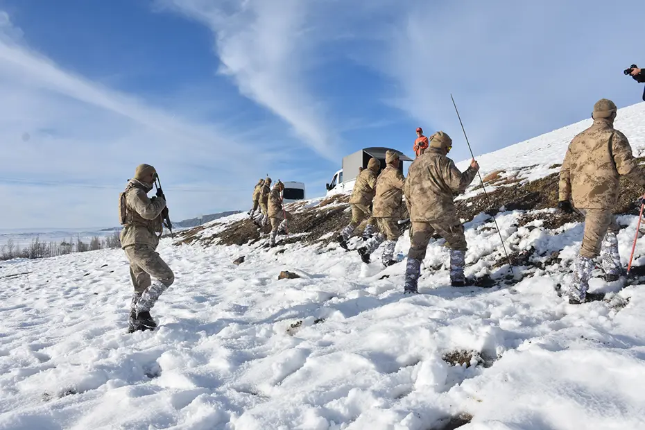 Kayıp adamdan yedi gündür haber yok, komandolar da sahaya indi