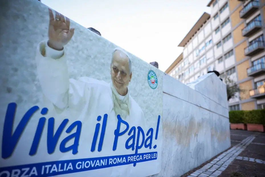 Koltuk 90 dakika sahipsiz kaldı. Papa Leo yokken Katolik dünyasını kim yönetiyor?