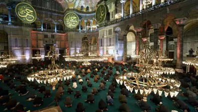 Regaip Kandili ne zaman, hangi gün idrak edilecek? 2025 yılının son kandili için tarih belli oldu