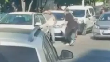Kazadan kurtuldu, kavgada öldürüldü