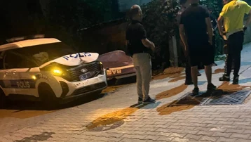 Şüphelileri takip eden polisler kaza yaptı