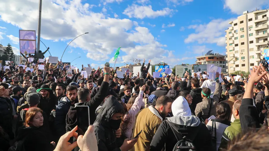 Suriye’de Tartus ve Lazkiye’ye ordu birlikleri gönderildi