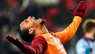 Galatasaray'a Sane'den kötü haber