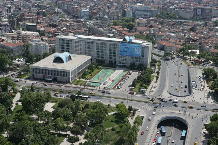 Vakıflar Genel Müdürlüğü'nden Saraçhane binası için başvuru