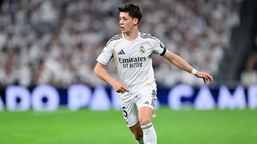 Arda Güler'den tek fantastik gol daha geliyordu, müthiş vuruşlar gol olmadı ama dik alkışlandı