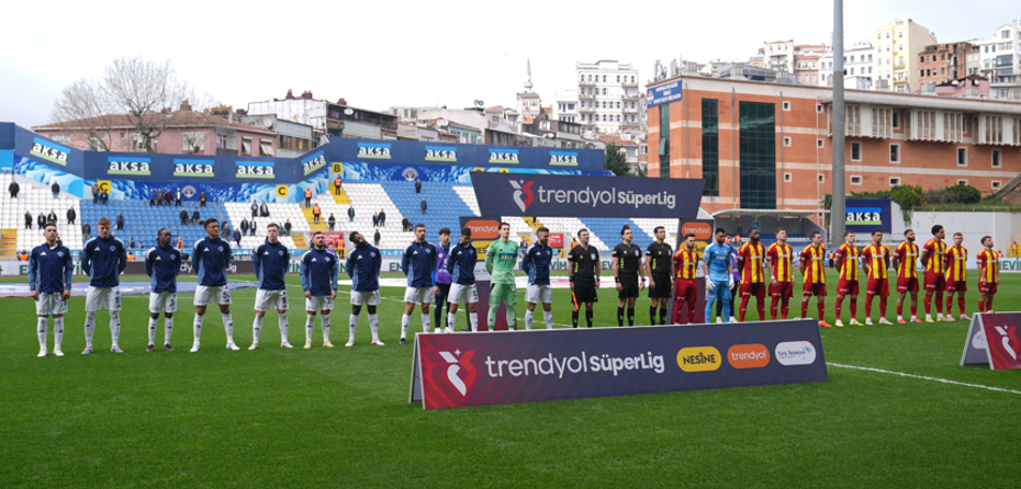 Süper Lig'de inanılmaz gol, kendi kalesinden rakip kaleye attı