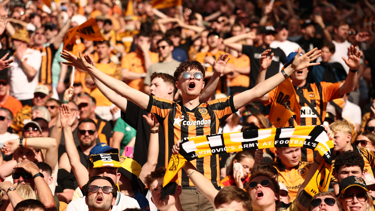 Şampiyonluk sonrası tatil. Hull City taraftarı Türkiye'de