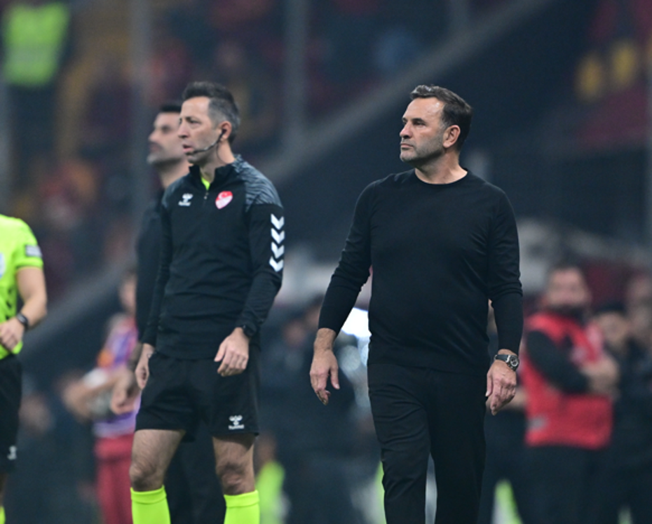 Okan Buruk'tan maç sonu eleştiri: 