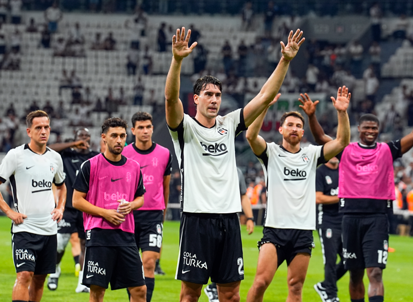 Beşiktaş 2'de 2 hedefinde sahada. İlk 11'ler açıklandı