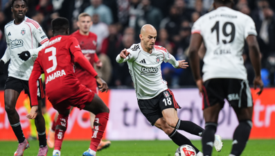 Beşiktaş, Dolmabahçe'de 2 puan bıraktı, sakatlık ve protesto