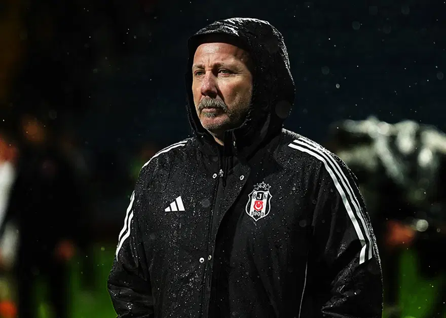 "BEN BİR YILLIK ANLAŞMA YAPIYORUM" DEMİŞTİ 4 "BEN BİR YILLIK ANLAŞMA YAPIYORUM" DEMİŞTİ 4