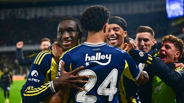Daha imzaları kurumadan Fenerbahçe'den ayrıldılar. İki isim İstanbul'dan gitti