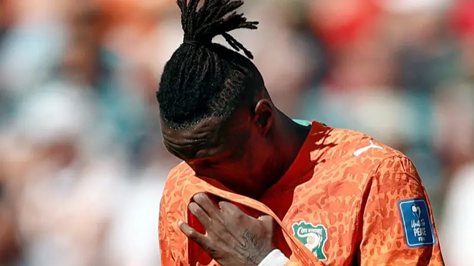 Galatasaray'da Wilfried Singo şoku. Aylarca sahalardan uzak kalacak
