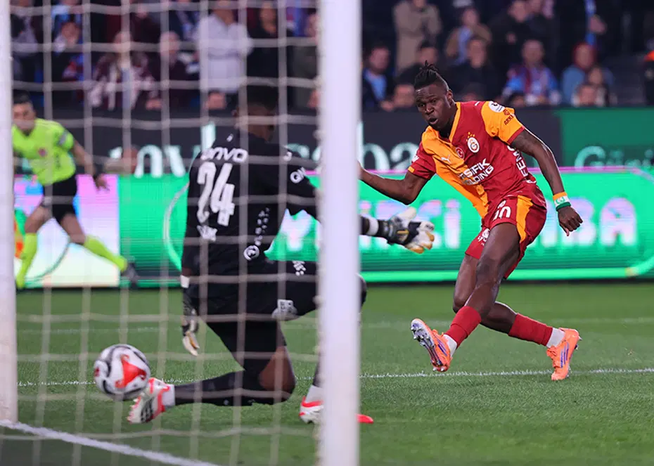 Galatasaray Kulüp Doktoru Yener İnce'den sakatlar için önemli açıklamalar geldi