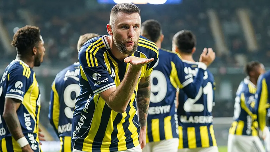 Fenerbahçe'de kaptan Skriniar, 