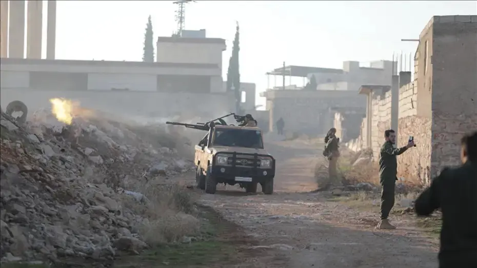 Suriye ordusu YPG ile çatışıyor