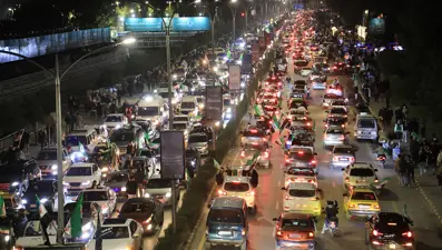 Suriye'de Esad'ın devrilmesinin birinci yılı kutlanıyor