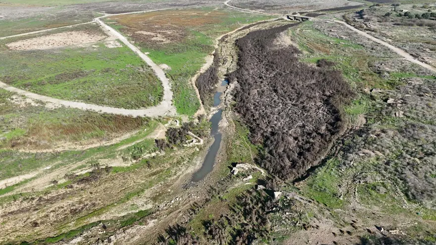 Tahtalı Barajı'nın son hali içler acısı. Su seviyesi yüzde 1'e düştü 