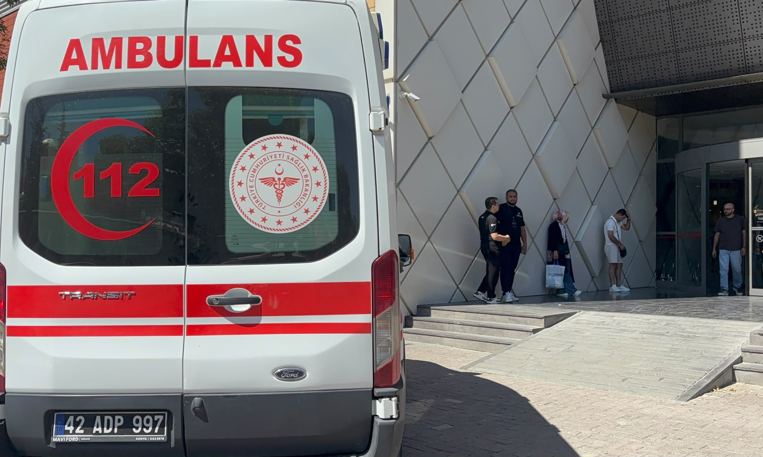 Mesai arkadaşıyla tartıştı, kardeşi tarafından bıçaklanarak öldürüldü